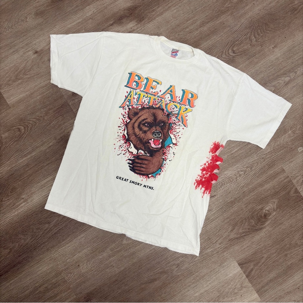 Vintage JERZEES Bear Attack Tee Smoky Mountains B3